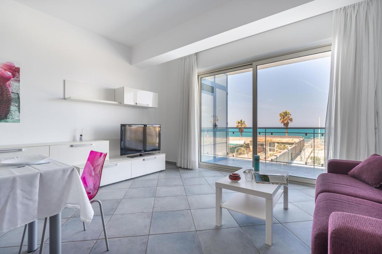 Terraces D'Orlando - Family Apartments With Sea View And Pool 卡普多兰多 外观 照片