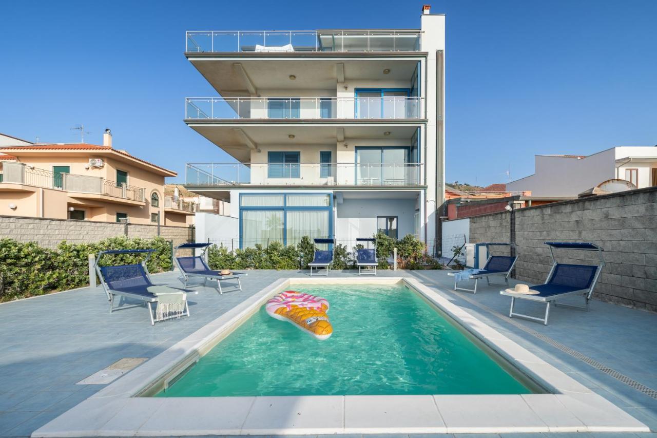 Terraces D'Orlando - Family Apartments With Sea View And Pool 卡普多兰多 外观 照片