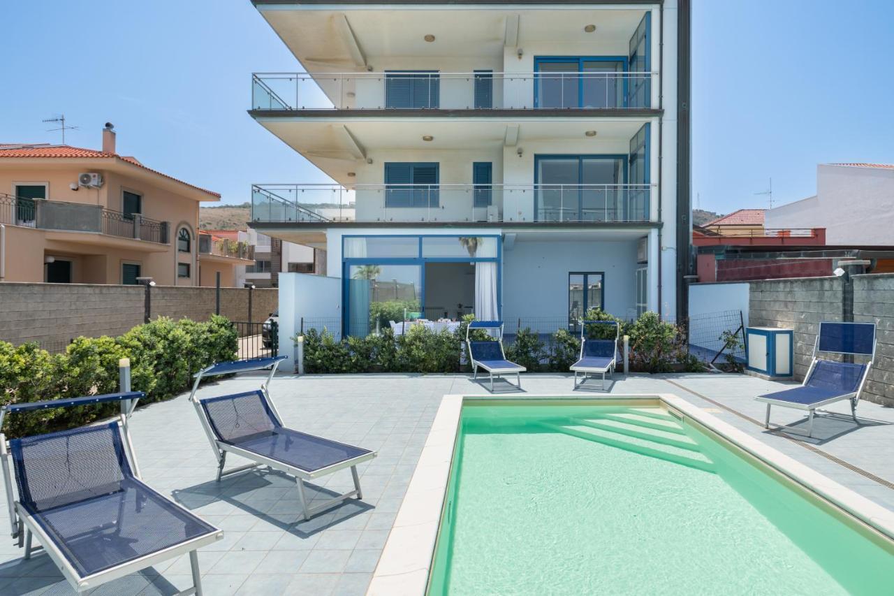 Terraces D'Orlando - Family Apartments With Sea View And Pool 卡普多兰多 外观 照片